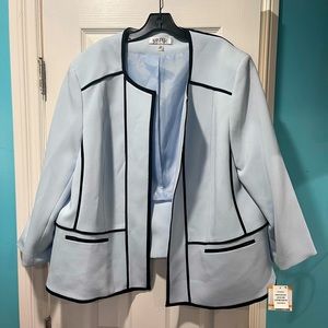 Baby blue Blazer